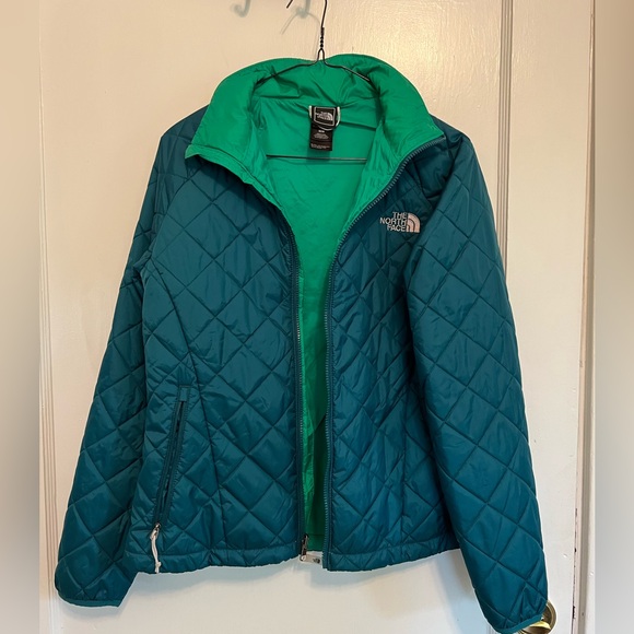 North Face 3 in 1 Puffer and Rain Jacket- M - Picture 3 of 6